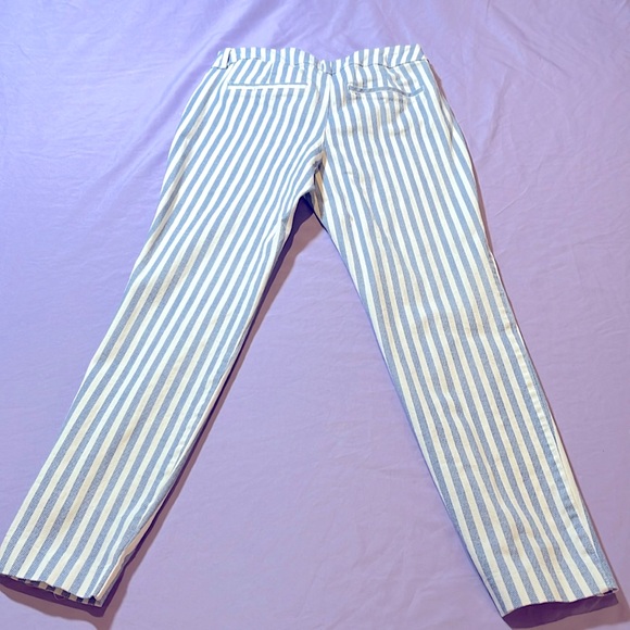 Old Navy Pixie Ankle Blue/White Striped Tapered Leg, Size 2 EXCELLENT … - Picture 2 of 4